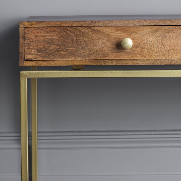 natural and artistic